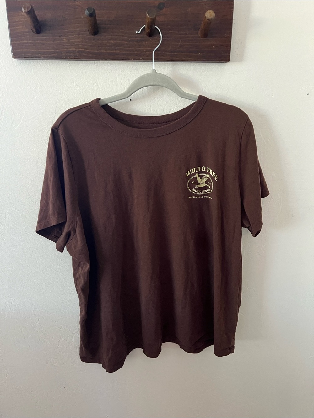 Old Navy Brown 'Wild & Free' Chest Graphic Short Sleeve Tee